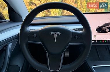 Седан Tesla Model 3 2022 в Львові