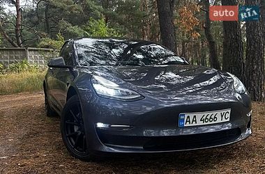 Седан Tesla Model 3 2020 в Киеве фото 14 Седан Tesla Model 3 2020 в Киеве