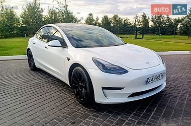 Седан Tesla Model 3 2022 в Одесі