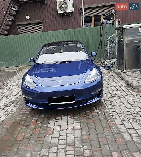 Tesla Model 3 2020 Tesla Model 3 2020