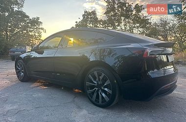Седан Tesla Model 3 2024 в Запорожье
