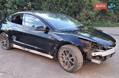 Седан Tesla Model 3 2023 в Бердичеве