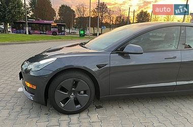 Седан Tesla Model 3 2020 в Кременчуге