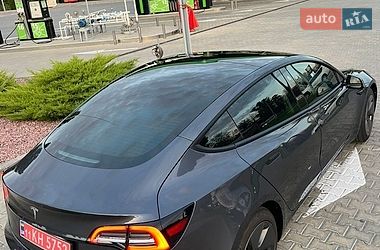 Седан Tesla Model 3 2020 в Кременчуге