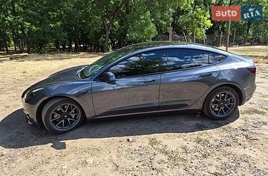 Седан Tesla Model 3 2022 в Одессе
