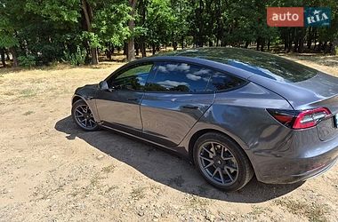 Седан Tesla Model 3 2022 в Одессе