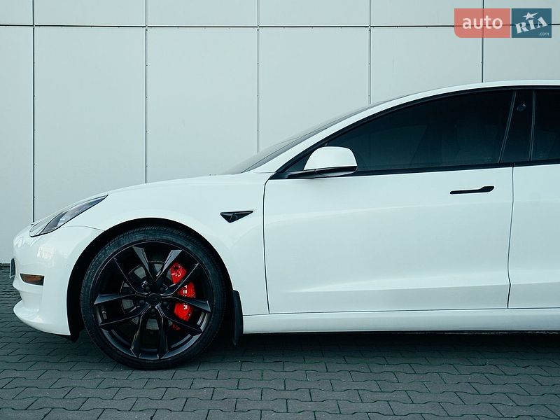 Седан Tesla Model 3 2021 в Харькове