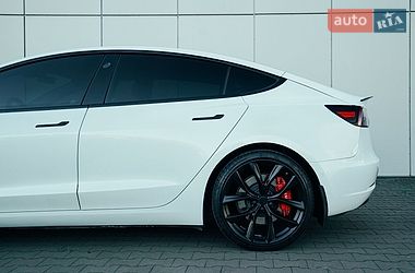 Седан Tesla Model 3 2021 в Харькове