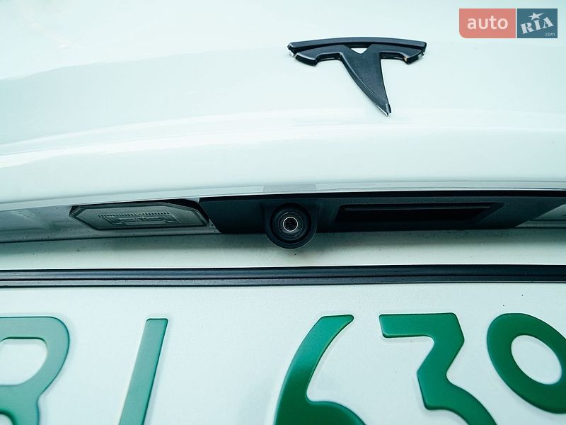 Седан Tesla Model 3 2021 в Харькове