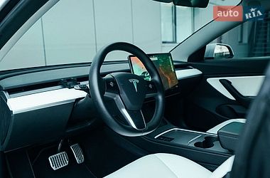 Седан Tesla Model 3 2021 в Харькове