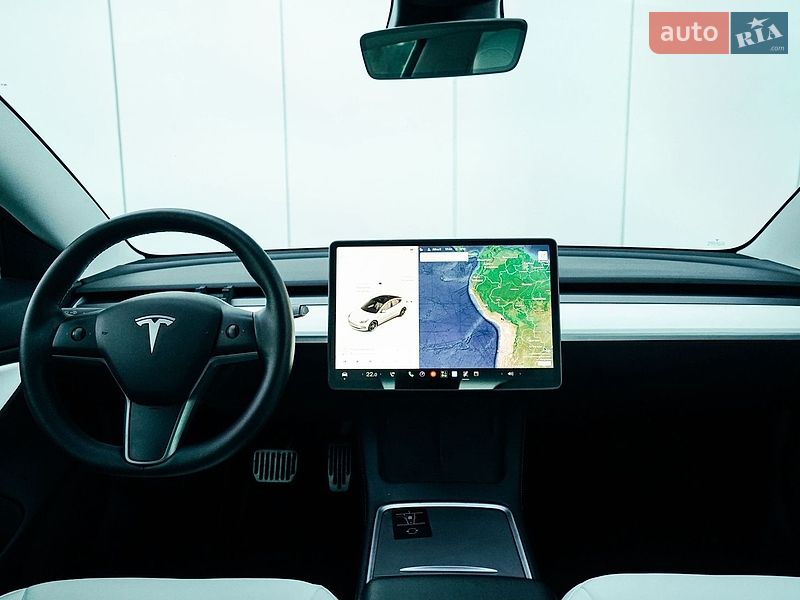 Седан Tesla Model 3 2021 в Харькове