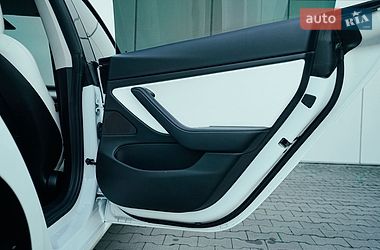 Седан Tesla Model 3 2021 в Харькове