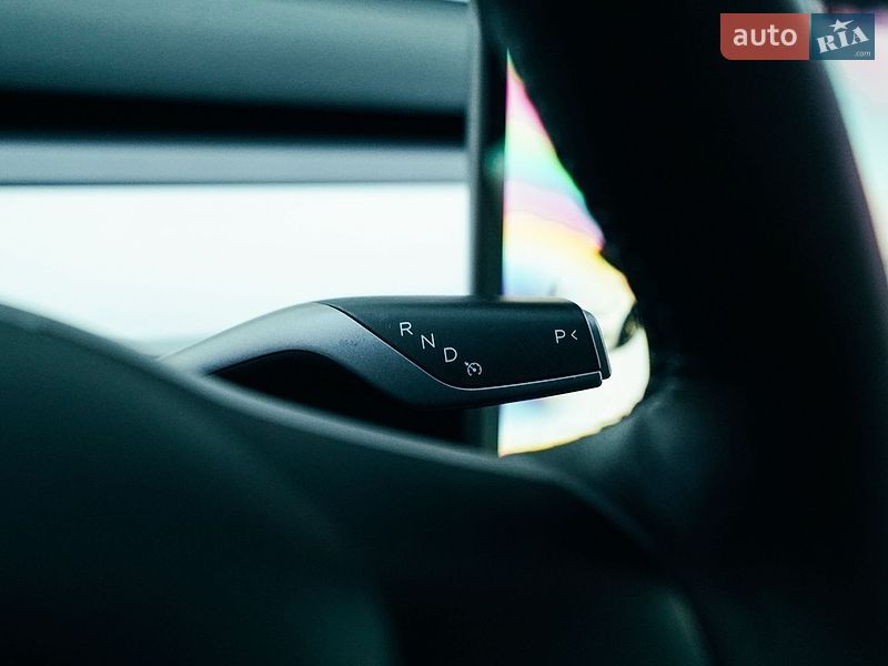 Седан Tesla Model 3 2021 в Харькове