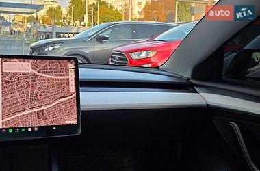 Седан Tesla Model 3 2021 в Києві