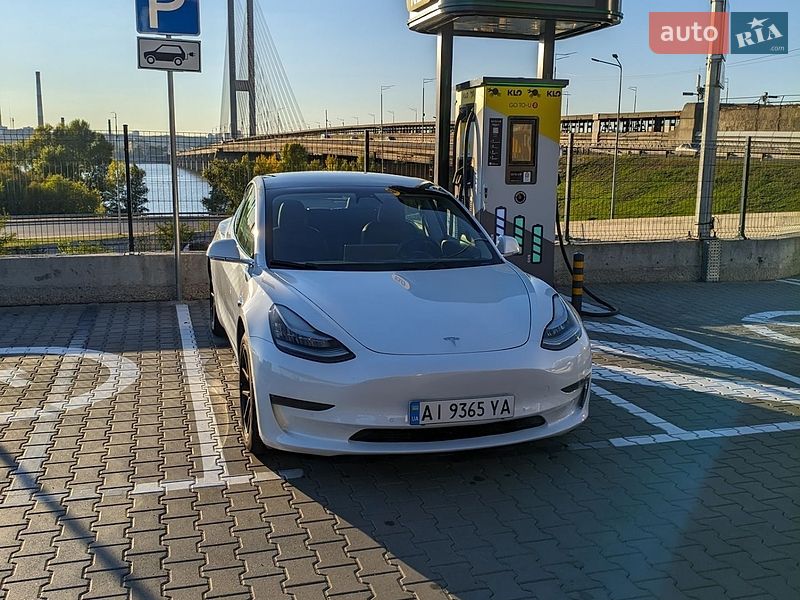 Tesla Model 3 2020 Tesla Model 3 2020