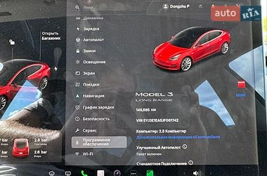 Седан Tesla Model 3 2018 в Ровно
