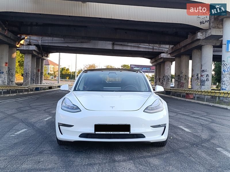 Седан Tesla Model 3 2019 в Одессе фото 2 Седан Tesla Model 3 2019 в Одессе