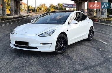 tesla model-3 2019 в Одесса от про продавца Stefan tesla model-3 2019 в Одесса от профессионального продавца Stefan