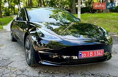 tesla model-3 2018 в Каменское (Днепродзержинск) от профессионального продавца Макс