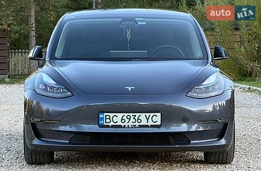 Седан Tesla Model 3 2022 в Самборе