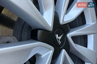 Седан Tesla Model 3 2022 в Самборе