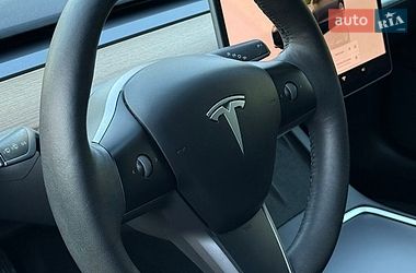 Седан Tesla Model 3 2022 в Самборе