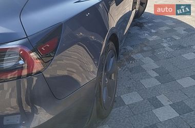 Седан Tesla Model 3 2022 в Харкові