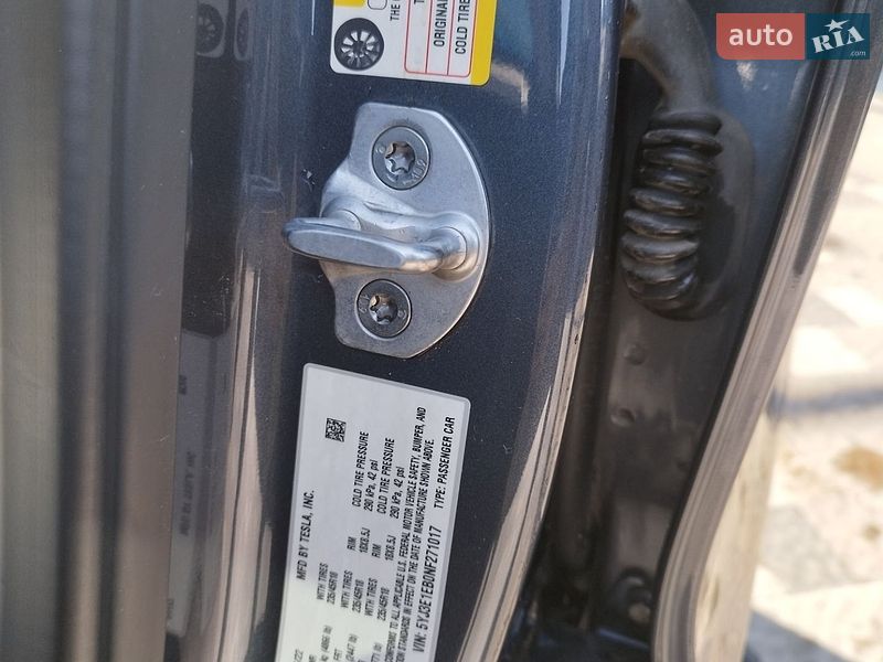 Седан Tesla Model 3 2022 в Харкові