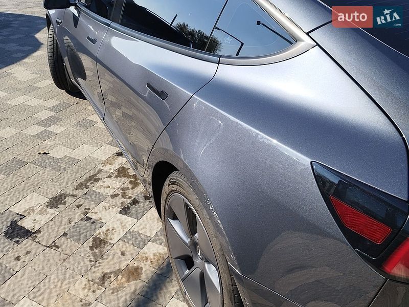Седан Tesla Model 3 2022 в Харкові
