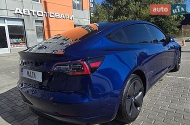 Седан Tesla Model 3 2018 в Львове