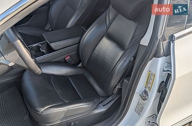 Седан Tesla Model 3 2019 в Одессе
