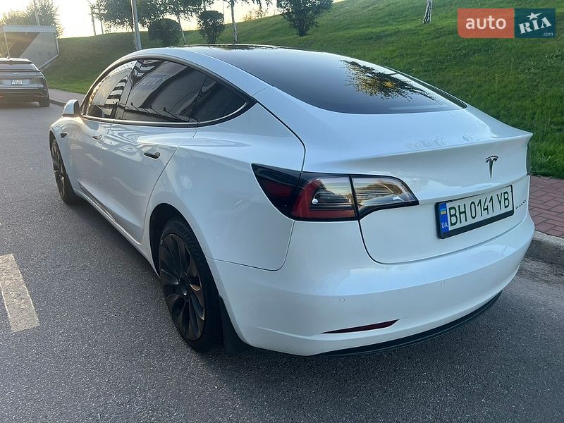 Седан Tesla Model 3 2022 в Києві фото 12 Седан Tesla Model 3 2022 в Києві