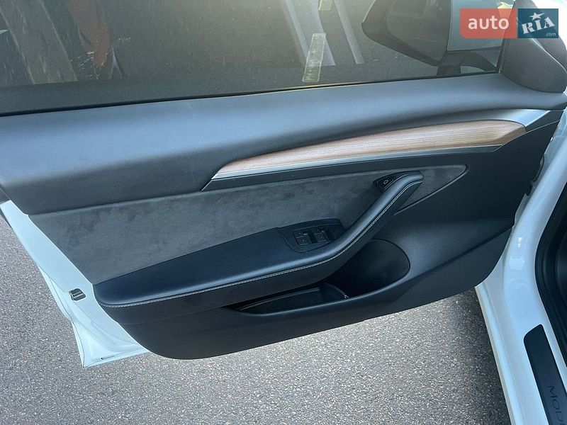 Седан Tesla Model 3 2022 в Києві фото 16 Седан Tesla Model 3 2022 в Києві