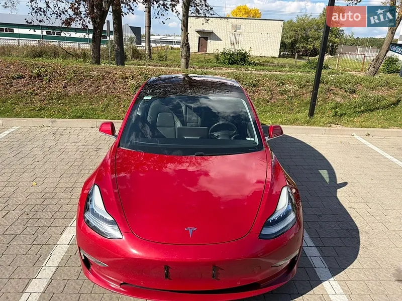 Tesla Model 3 2018