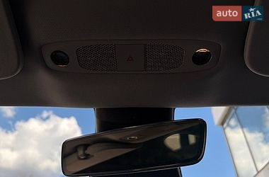 Седан Tesla Model 3 2018 в Львове