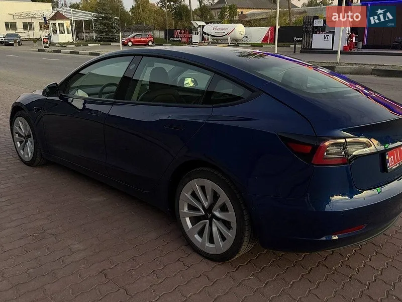 Tesla Model 3 2022
