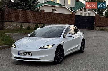 Седан Tesla Model 3 2025 в Полтаве Седан Tesla Model 3 2025 в Полтаве