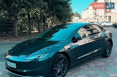 Седан Tesla Model 3 2024 в Одессе