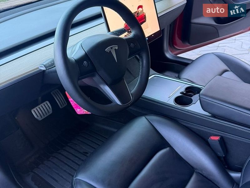 Седан Tesla Model 3 2022 в Тернополі