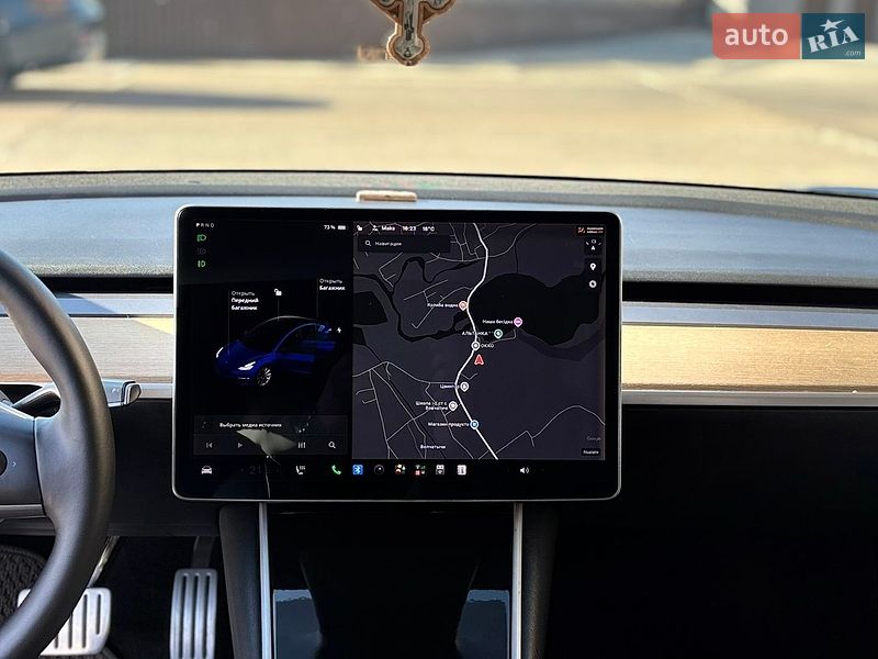 Седан Tesla Model 3 2019 в Львові