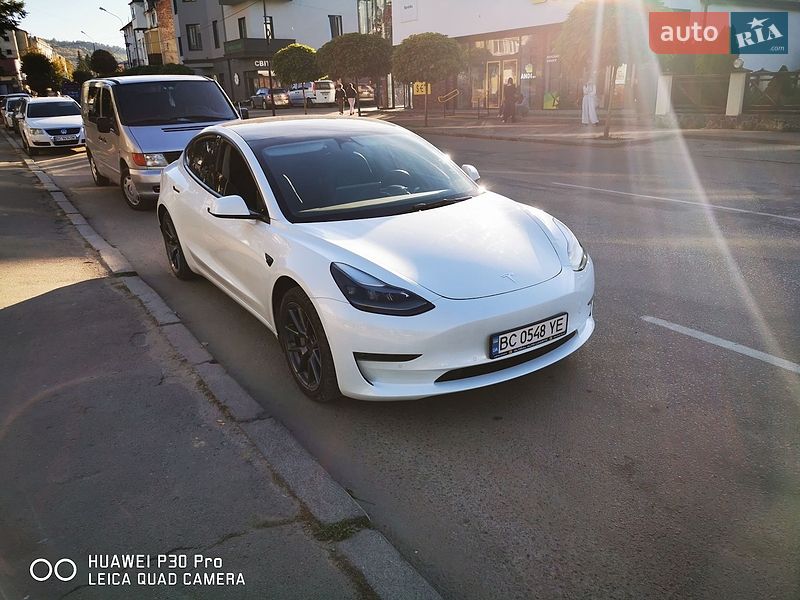 Седан Tesla Model 3 2022 в Бориславе фото 2 Седан Tesla Model 3 2022 в Бориславе