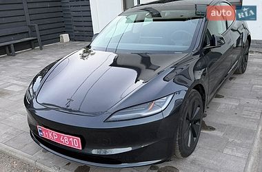 Седан Tesla Model 3 2025 в Крюківщині