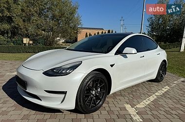 Седан Tesla Model 3 2019 в Черновцах фото 5 Седан Tesla Model 3 2019 в Черновцах