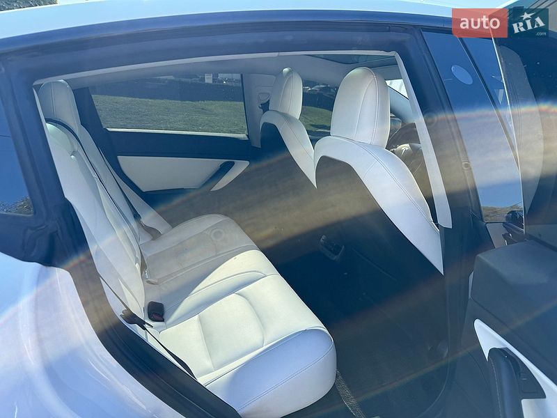 Седан Tesla Model 3 2019 в Черновцах фото 26 Седан Tesla Model 3 2019 в Черновцах