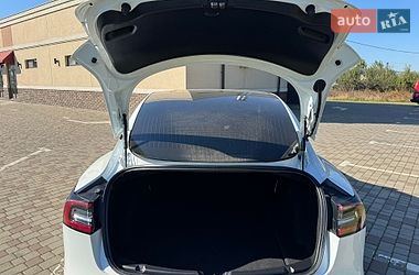 Седан Tesla Model 3 2019 в Черновцах фото 29 Седан Tesla Model 3 2019 в Черновцах