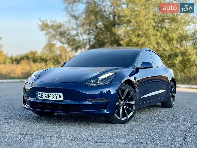Tesla Model 3 2019