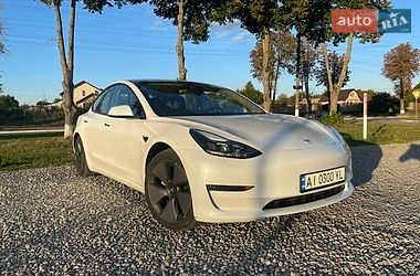 Седан Tesla Model 3 2021 в Переяславе