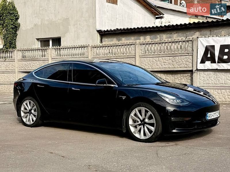 Tesla Model 3 2019 Tesla Model 3 2019