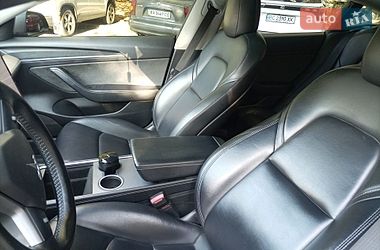 Седан Tesla Model 3 2021 в Львові