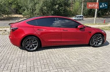 Седан Tesla Model 3 2022 в Івано-Франківську